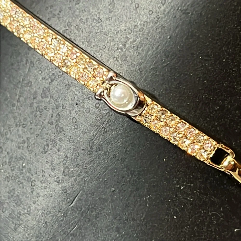 COACH LOGO GOLD TONE C HINGED BANGLE BRACELET With CRYSTALS NWOT - Picture 4 of 5